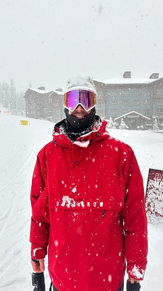 Kunde @nicos_pow in Dope Legacy Snowboardjacke Herren Deep Red Renewed