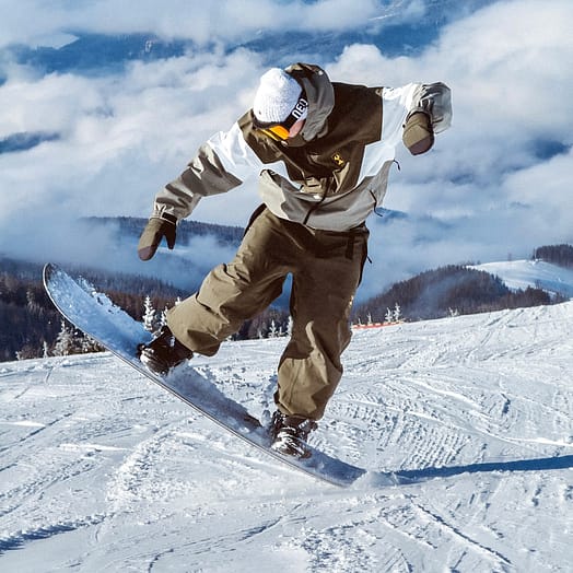 Kunde @fojtikpetr19 in Dope JT Spartan Snowboardjacke Herren Olive Green/Whitish/Greenish
