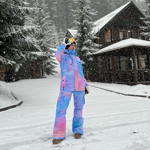 Kunde @anastasiiahurina in Dope Adept W Snowboardjacke Damen Dawn Renewed