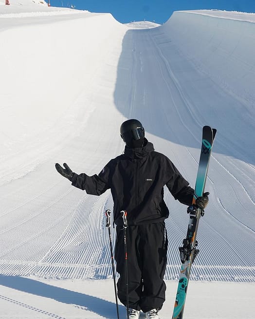 Kunde @baumgartner_sam in Dope Spartan Skijacke Herren Black