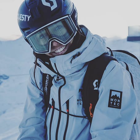 Kunde @zuzawitych in Montec Moss W Snowboardjacke Damen Soft Blue/Black Renewed