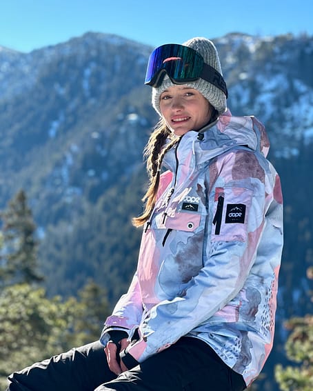 Kunde @di.nicolaevna in Dope Annok W Snowboardjacke Damen Washed Ink