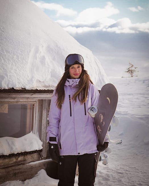 Kunde @kamila_novak in Montec Fawk W Snowboardjacke Damen Faded Violet