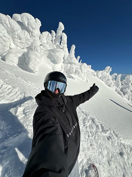 Kunde @madsymoooo in Dope Legacy W Snowboardjacke Damen Black Renewed