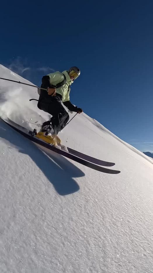 Kunde @felixwiemers in Montec Arch Snowboardjacke Herren Faded Neon/Black
