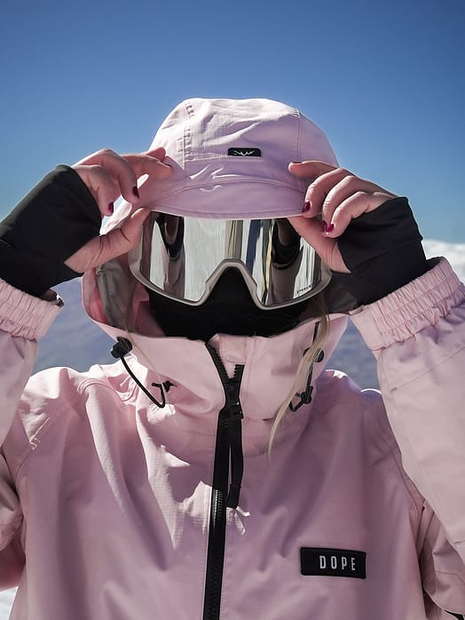 Kunde @melinamerkhoffer in Dope Spartan W Snowboardjacke Damen Soft Pink