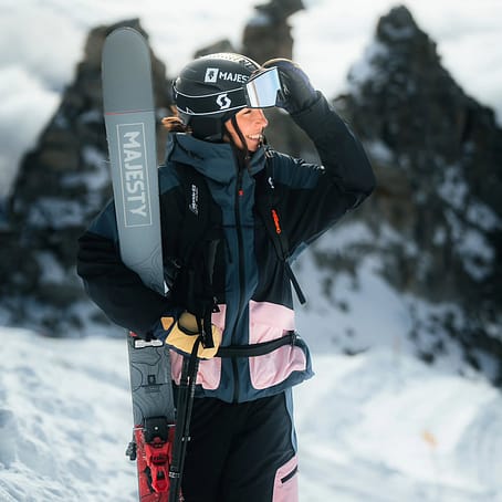 Kunde @zuzawitych in Montec Morpheus W Snowboardjacke Damen Metal Blue/Black/Soft Pink