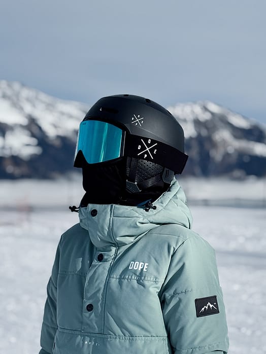 Kunde @bettina.pdr in Dope Macon 2.0 MIPS Skihelm X-Up Matte Black w/ Black