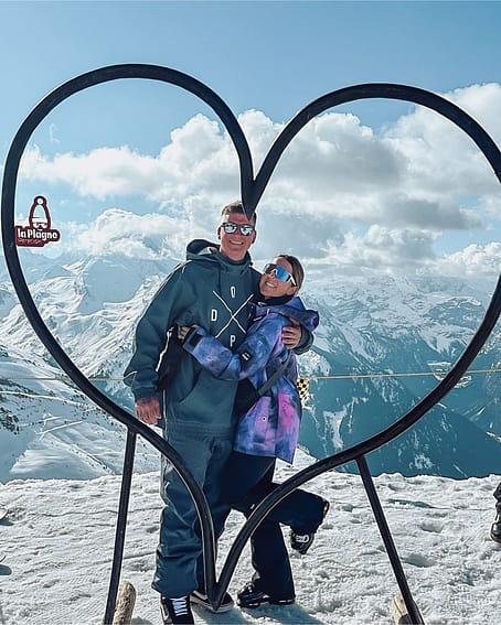 Kunde @robbin_june_liv in Dope Yeti 2021 Snowboardjacke Herren 2X-Up Metal Blue
