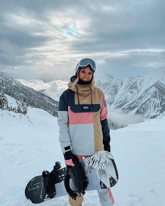Kunde @holyshitthatsgood in Dope Blizzard LE W Snowboardjacke Damen Limited Edition Patchwork Khaki