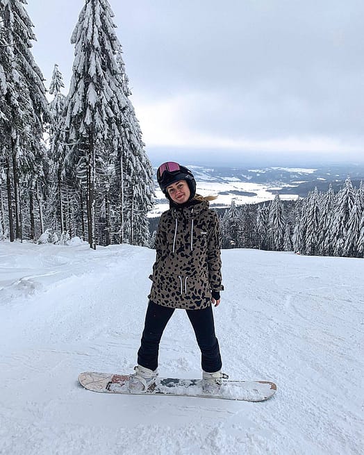 Kunde @ntlbcn in Dope Annok W Snowboardjacke Damen Limited Edition Dots