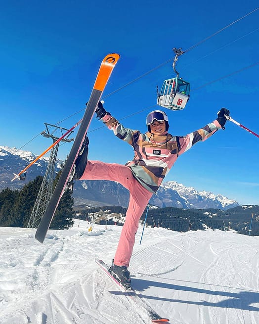 Kunde @livvhyde in Dope Blizzard W Skijacke Damen Shards Gold Muted Pink