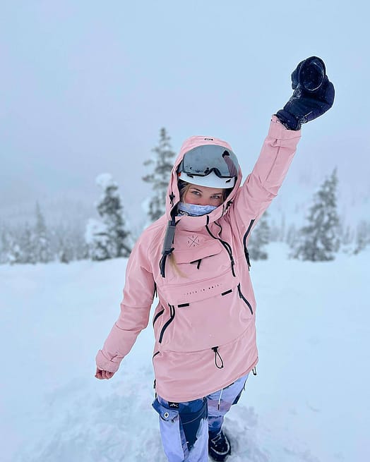 Kunde @brittsheaven in Dope Akin W Snowboardjacke Damen Soft Pink Renewed