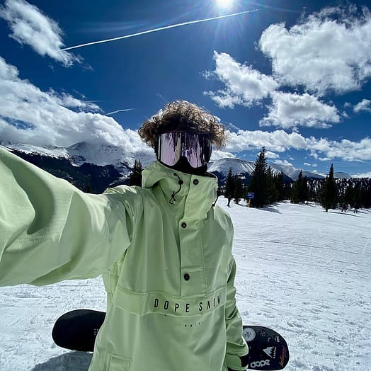 Kunde @crosselmquist in Dope Legacy 23 Snowboardjacke Herren Faded Neon Renewed