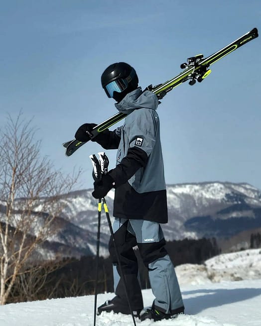 Kunde @ssrimoon in Montec Arch Snowboardjacke Herren Metal Blue/Black