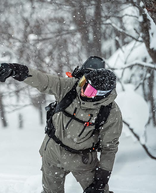 Kunde @frozen__fingers in Montec Fawk Snowboardjacke Herren Dark Atlantic/Black Renewed