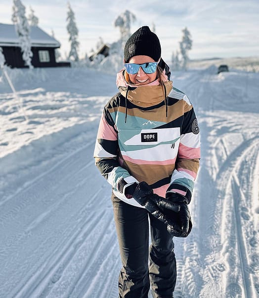Kunde @may__sina in Dope Blizzard W Skijacke Damen Shards Gold Muted Pink