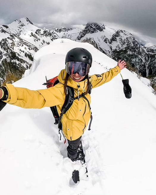 Kunde @skvikskvik in Dope Adept W Skijacke Damen Yellow