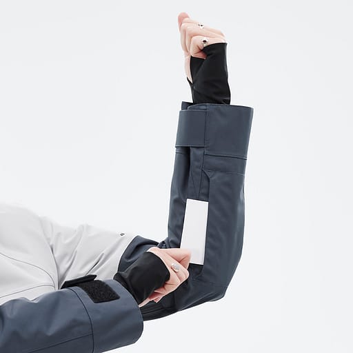 Tasche für den Skipass Hauptdetailproduktbild,