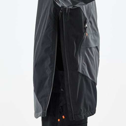 Seitlicher Reißverschluss mit innenliegender Schutzleiste Hauptdetailproduktbild,