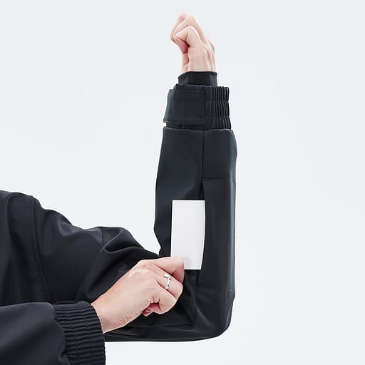 Tasche für den Skipass Hauptdetailproduktbild,