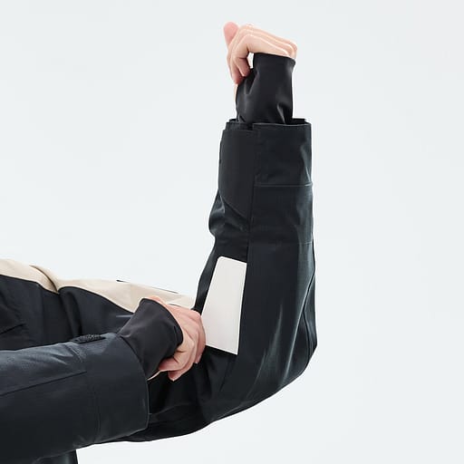 Tasche für den Skipass Hauptdetailproduktbild,