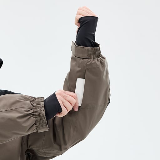 Tasche für den Skipass Hauptdetailproduktbild,